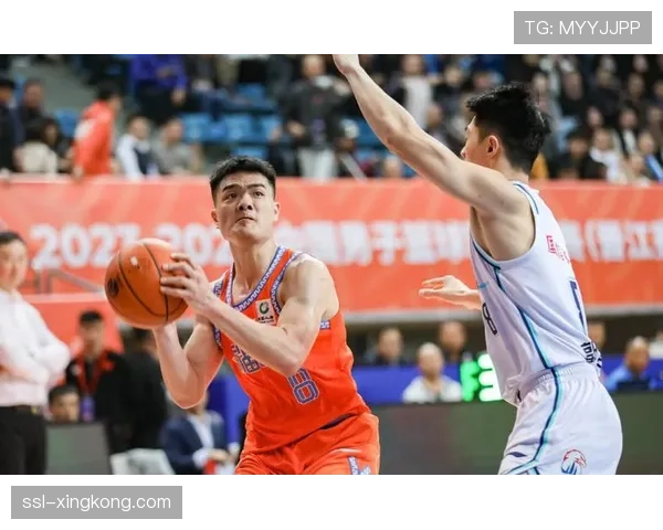 福建黎伊扬组织调度稳定得分，控卫串联能力对比分析